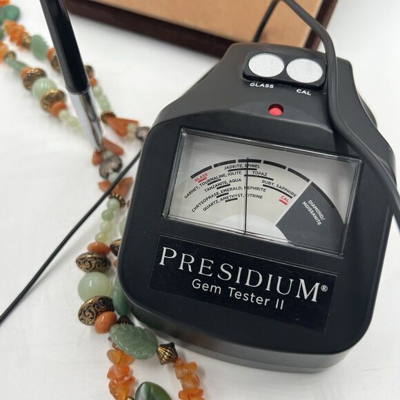 Vintage Leonard Craig Designer Necklace Real Stone Green Leaves Heart Longline - Picture 7 of 7